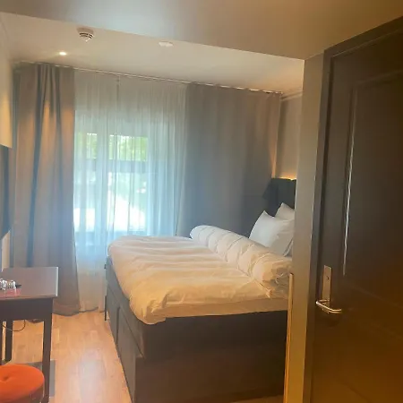 Biologen Herdla Hotell *