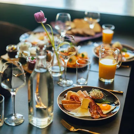 Biologen Herdla Hotel Askoy